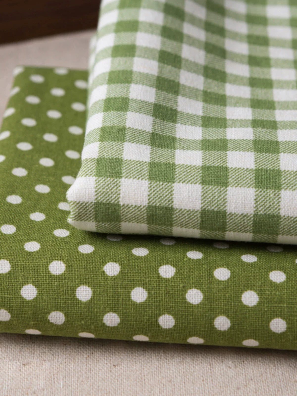 Green Linen Cotton Check Fabric for Bedding, Tablecloths & Crafts