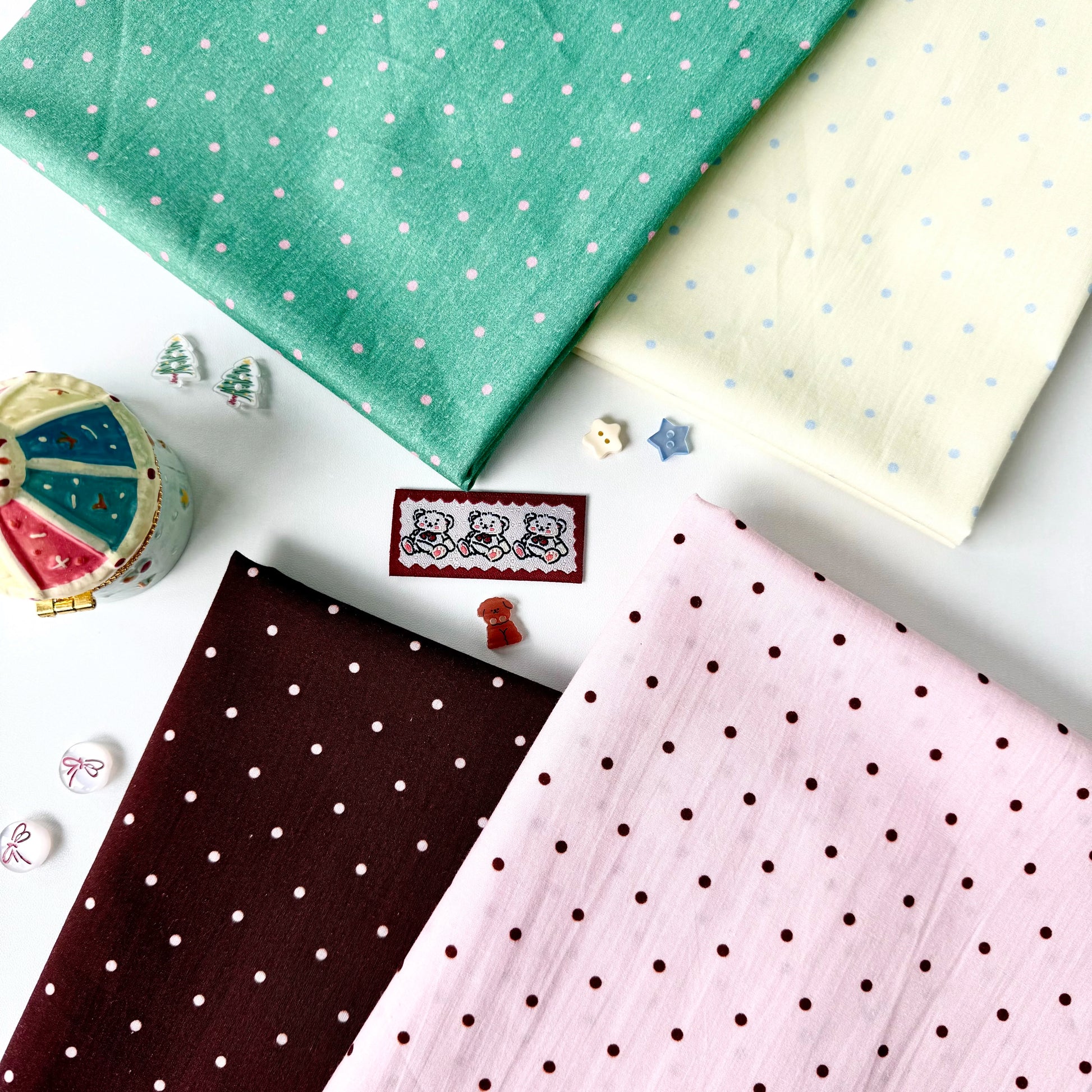 Cotton Fabric, Two-Tone Polka Dot, for Dollwear, Scrunchies & Light Tops