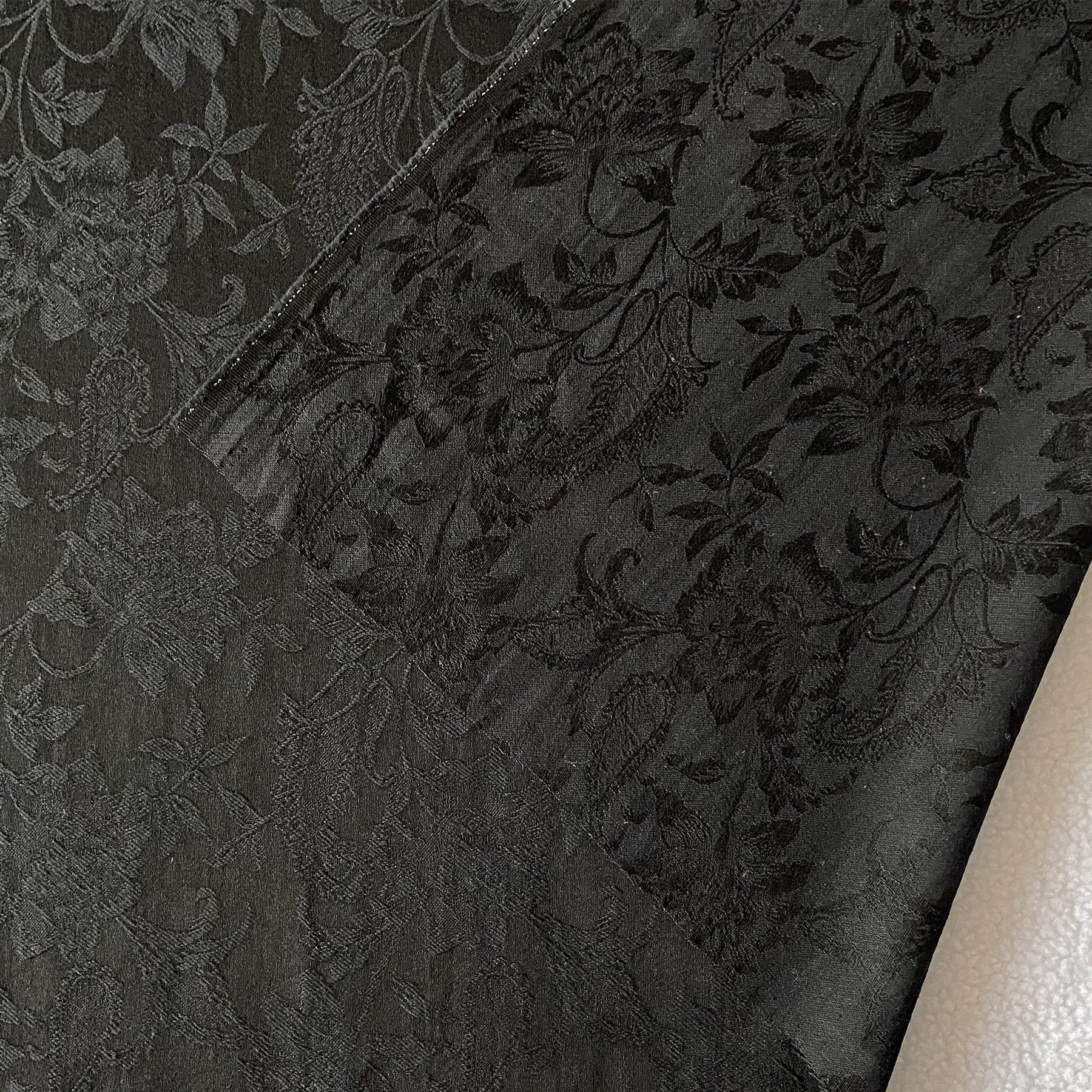 Paisley Jacquard - Red