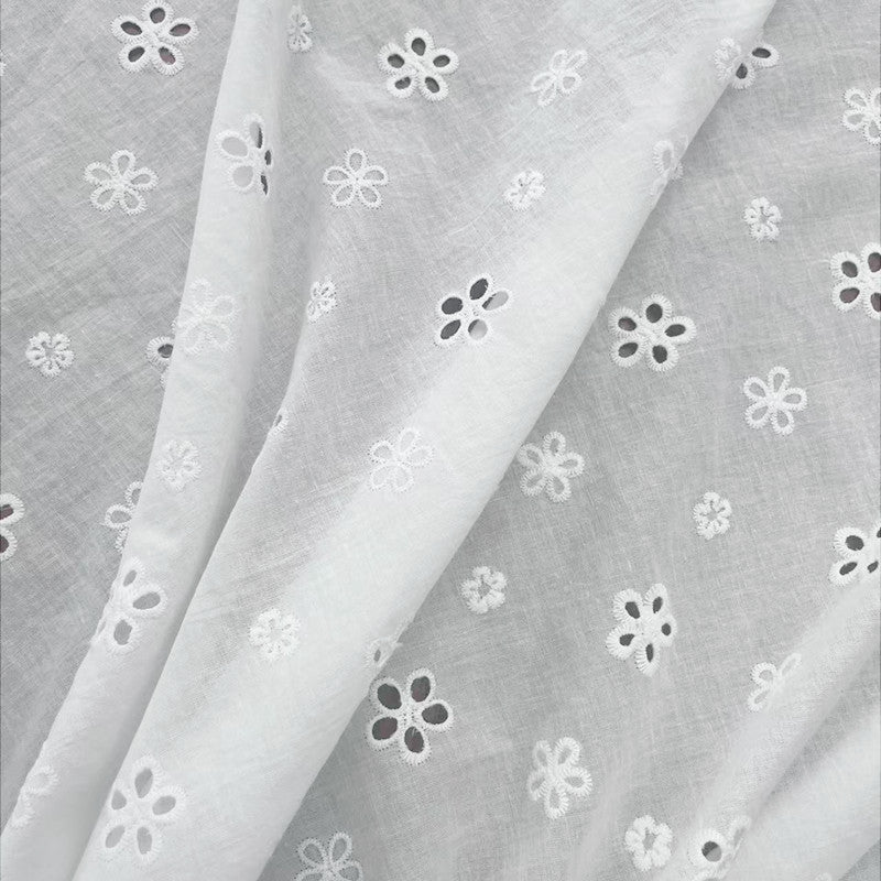 100% Cotton Cutwork Embroidery Fabric, 180 g/m², 130 cm Wide, for Shirts, Curtains & Dresses