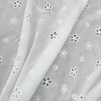 100% Cotton Cutwork Embroidery Fabric, 180 g/m², 130 cm Wide, for Shirts, Curtains & Dresses