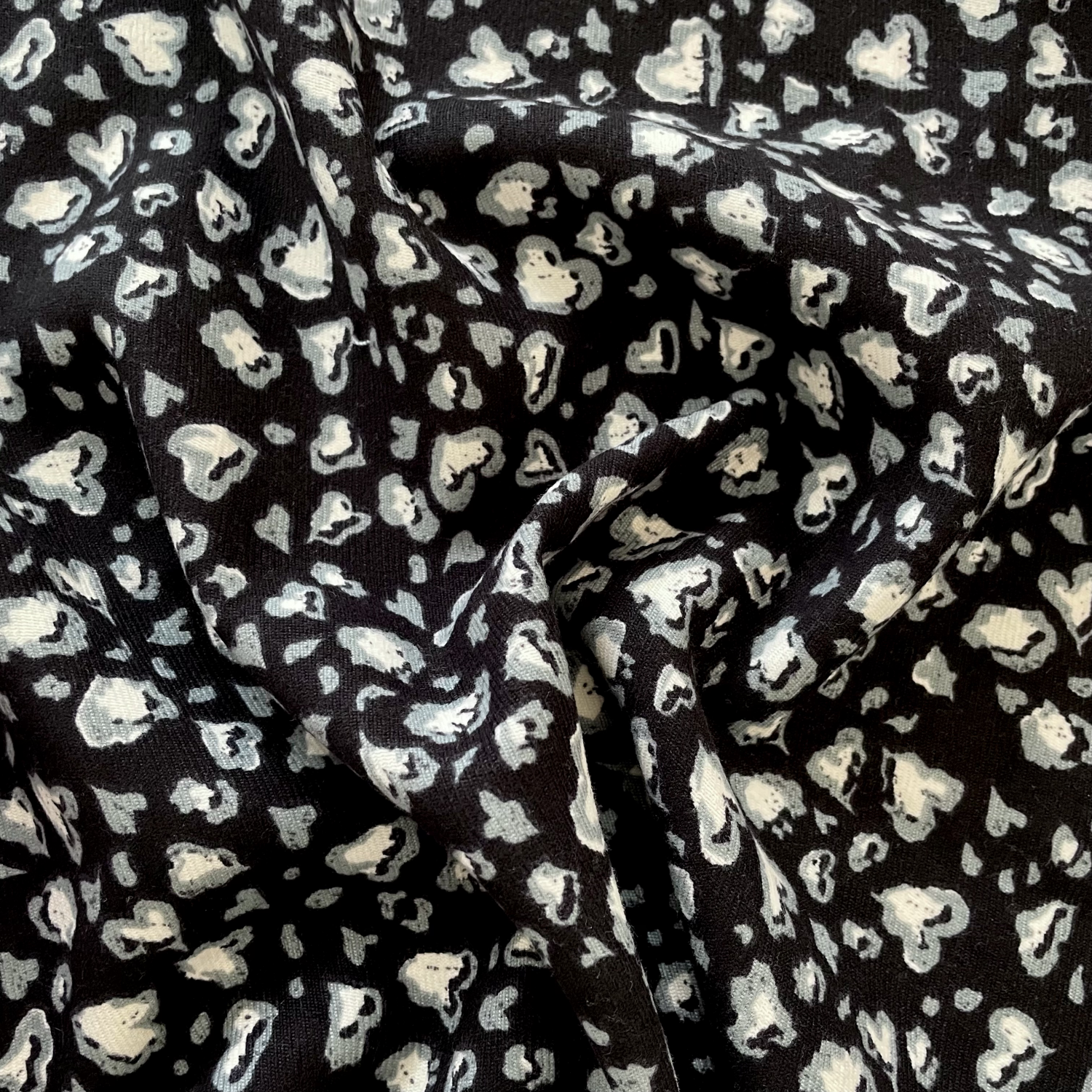 Printed Cotton Corduroy Fabric, for Dresses & Cushions - Corduroy Leopard Heart Black