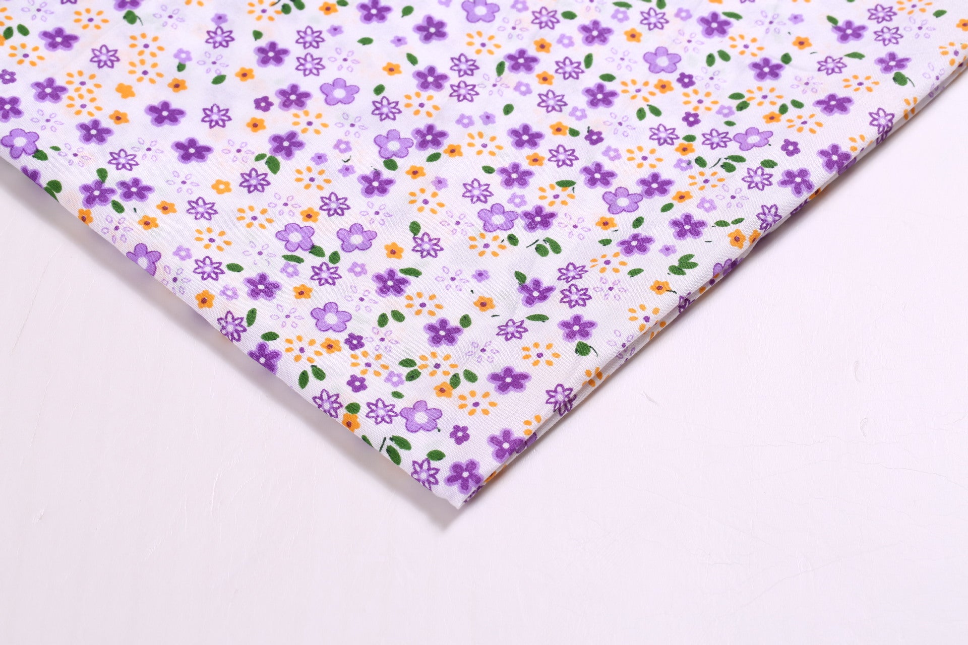 Polyester Plum Blossom Fabric, for Headwear & Table Decor - Purple