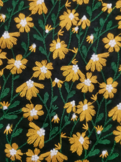 Daisy Embroidered - 5