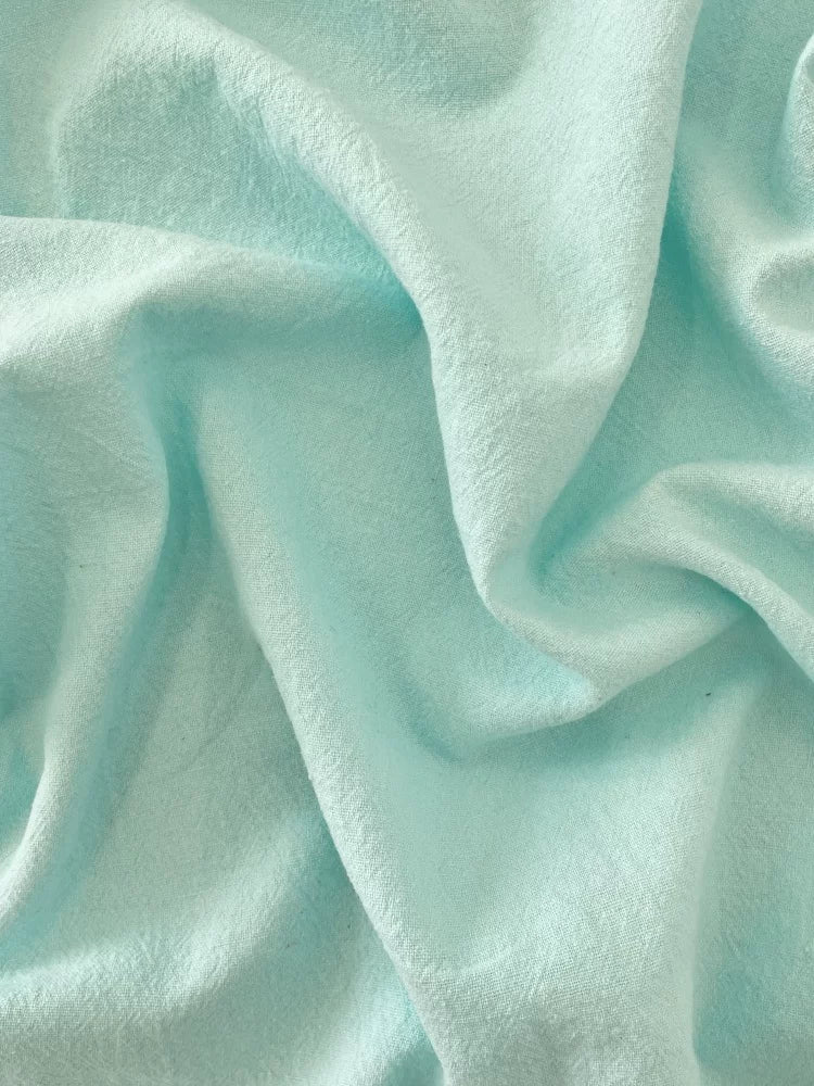 Polyester Crinkle Mint Fabric, for Tops & Table Linens