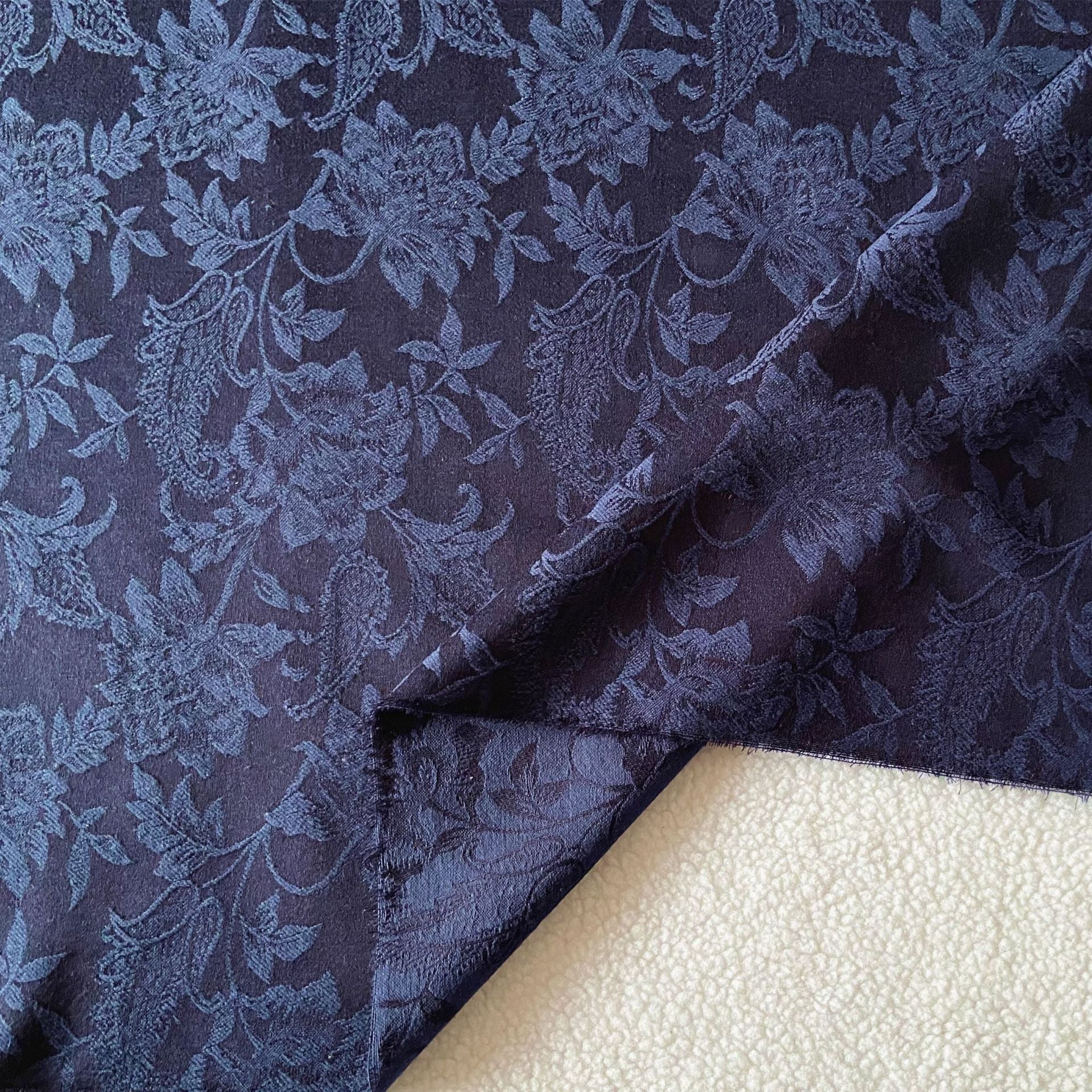 Paisley Jacquard - Texture