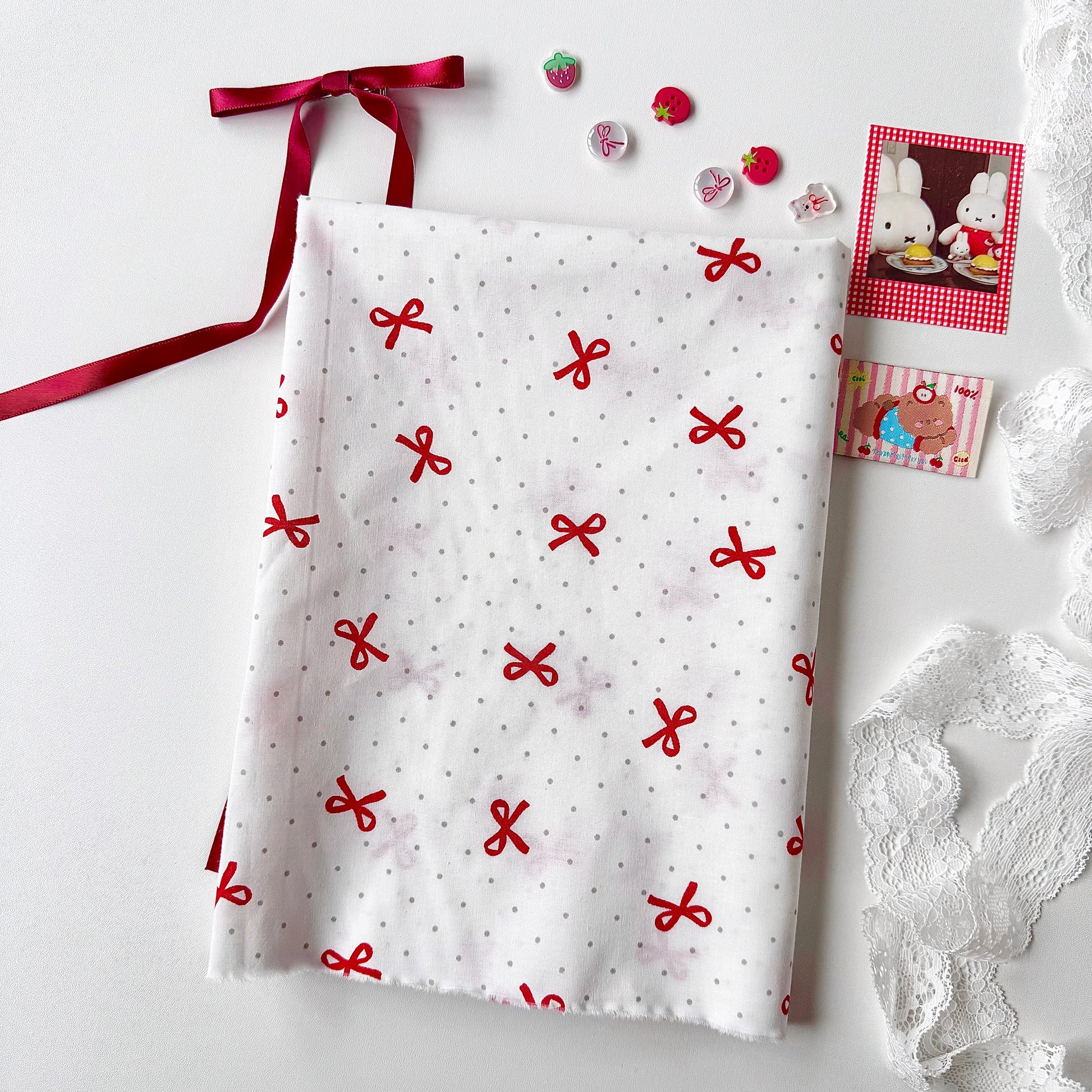 Cotton Fabric, Bow & Polka Dot Prints, for Homewear, Dollwear & Scrunchies - White & Red