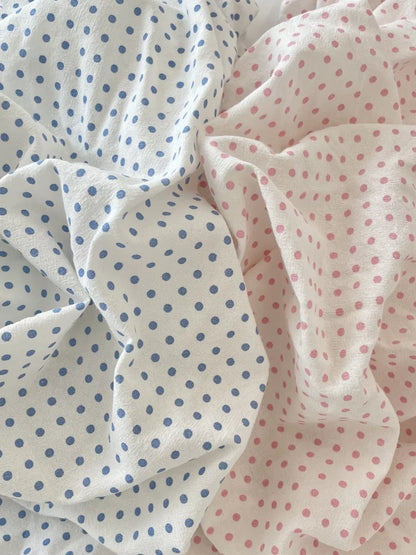 Polyester Crinkle Dot Fabric, for Blouses & Dresses
