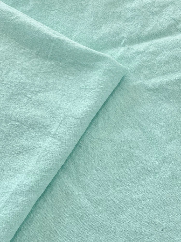 Polyester Crinkle Mint Fabric, for Tops & Table Linens
