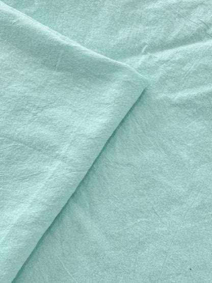 Polyester Crinkle Mint Fabric, for Tops & Table Linens