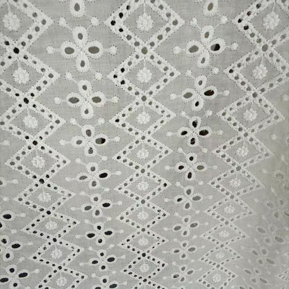 100% Cotton Cutwork Embroidered Fabric, 80 g/m², 130 cm Wide, for Dresses, Shirts & Table Linen