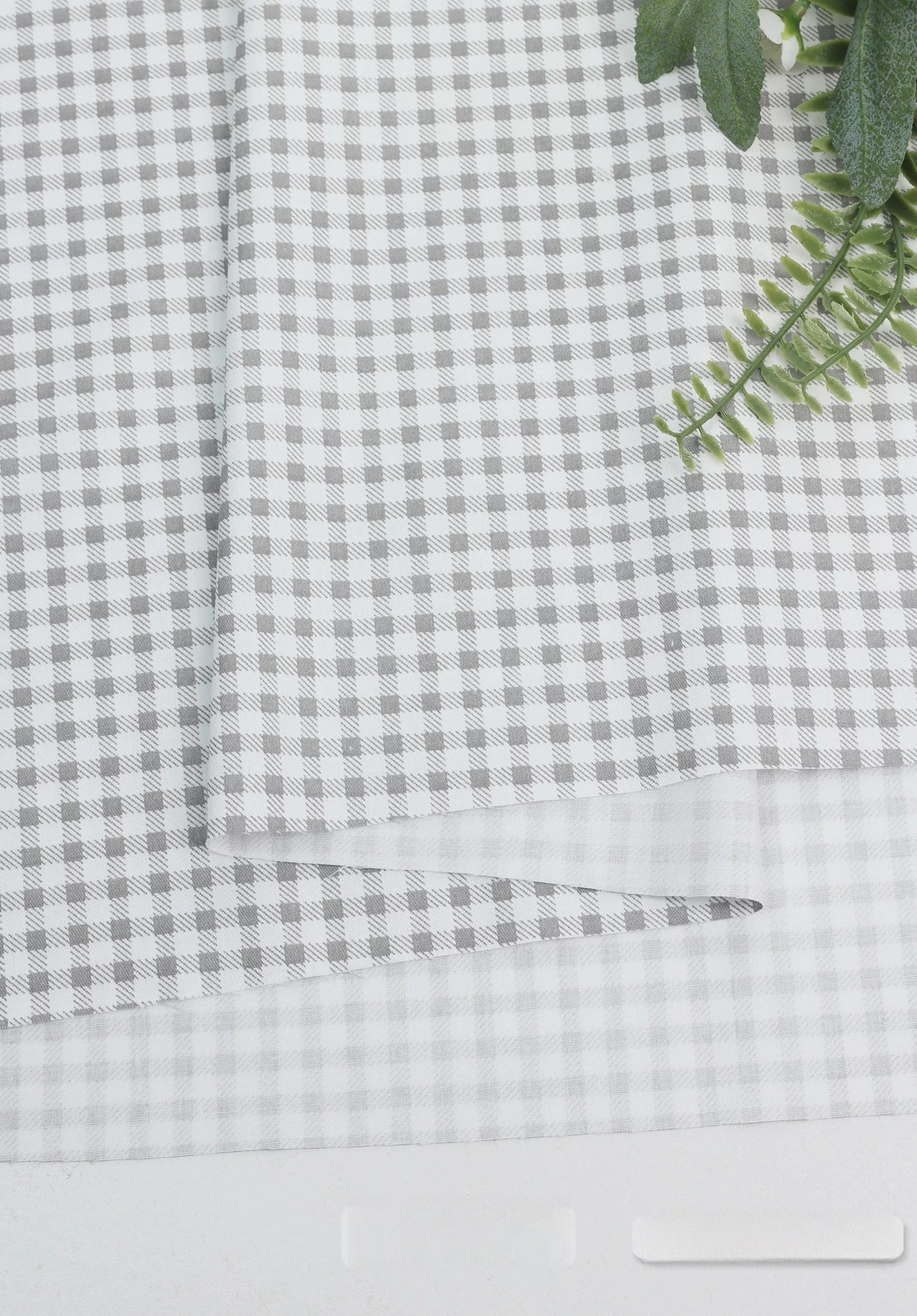 Cotton Fabric, Plaid Stripe & Polka Prints, for Bedding, Tablecloths & Garments - Gray Plaid