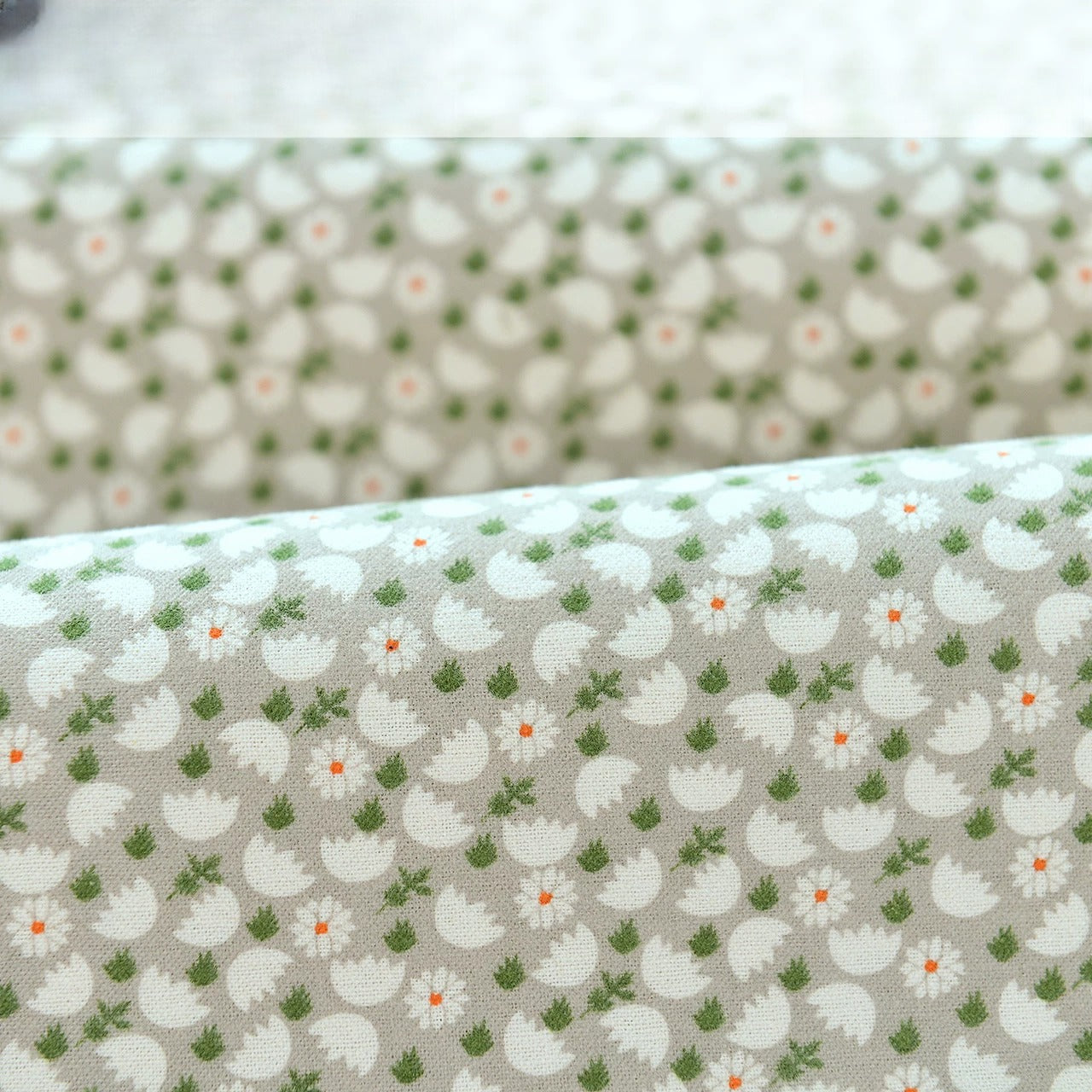Brushed Cotton Flannel Fabric, Kids Prints, for Kids' Wear, Pajamas & DIY - Silver Daisy