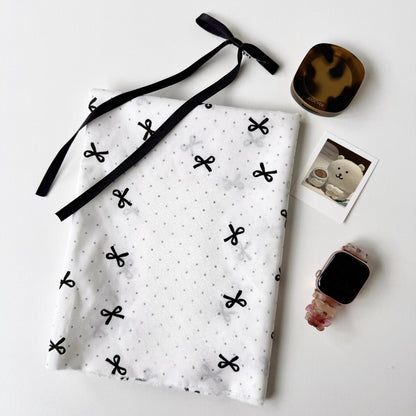 Cotton Fabric, Bow & Polka Dot Prints, for Homewear, Dollwear & Scrunchies - White & Black
