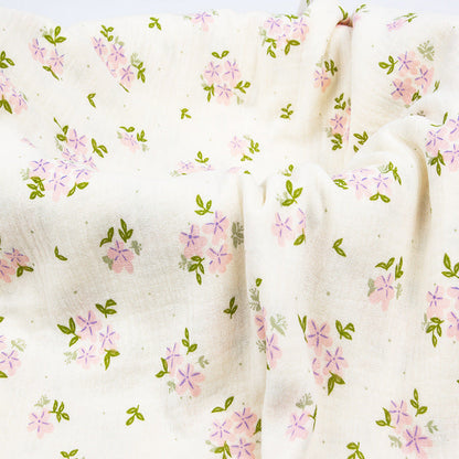 Double Gauze Cotton Muslin, Baby Print Cloth for Bibs & Sleepwear - Green Leaf Floral