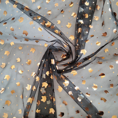 Halloween Foil Spiderweb Mesh, Sheer Net Fabric for Party Decor - Cat Head