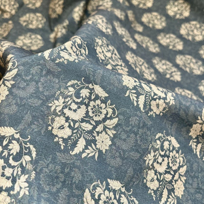 Printed Fabric, Printed, for Dresses & Tops, 59 in Wide